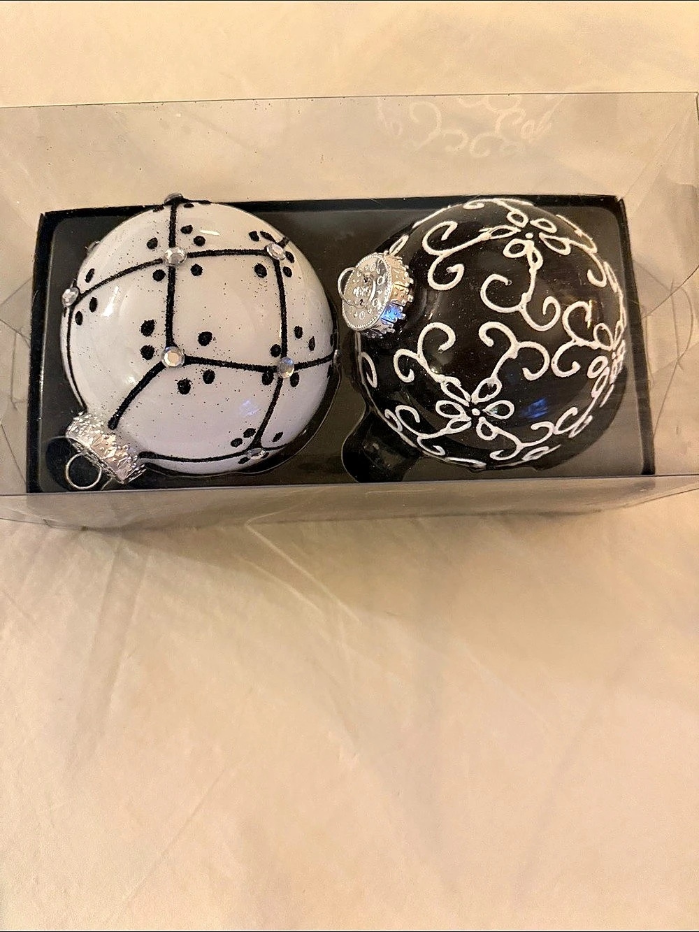 GKI / Bethlehem Glass Black & White Glass Ornament Set